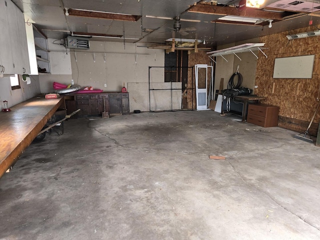1988 S Chana Rd, Chana, IL 61015 - garage with a workshop area
