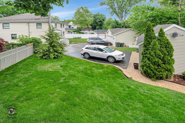 616 E Hillside Ave, Barrington, IL 60010 - view of yard with a residential view and an outbuilding