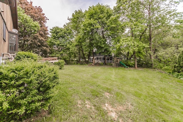 5N683 Ravine Dr, Saint Charles, IL 60175 - view of grassy yard with a playground