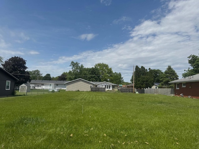 202 W Evergreen Dr, Saint Joseph, IL 61873