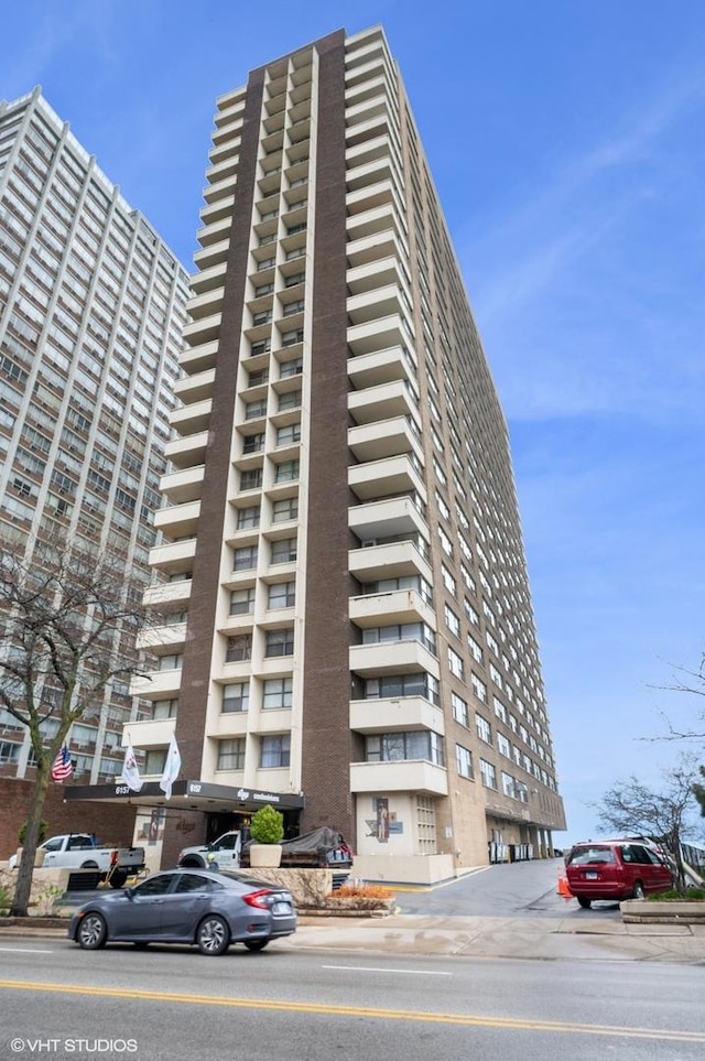 6157 N Sheridan Rd Unit 22M, Chicago, IL 60660 - photo 1