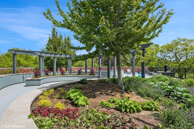 5415 N Sheridan Rd Unit 5011, Chicago, IL 60640 - view of community featuring a pergola