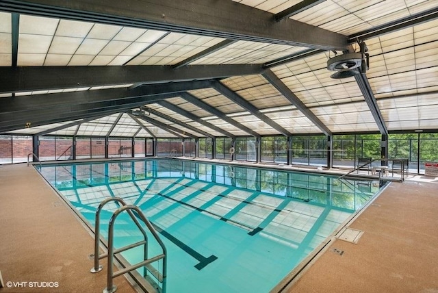 5415 N Sheridan Rd Unit 5011, Chicago, IL 60640 - view of indoor pool