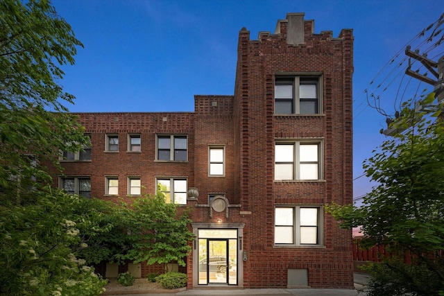 1637 W Columbia Ave Unit 3W, Chicago, IL 60626 - view of building exterior