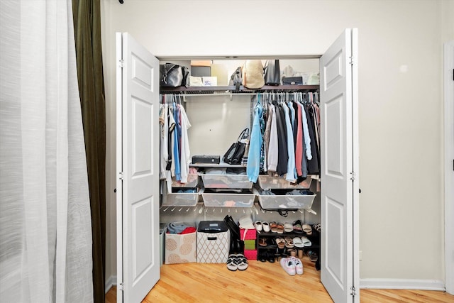 1637 W Columbia Ave Unit 3W, Chicago, IL 60626 - view of closet