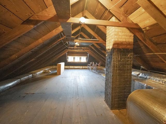 4912 S Komensky Ave, Chicago, IL 60632 - view of attic