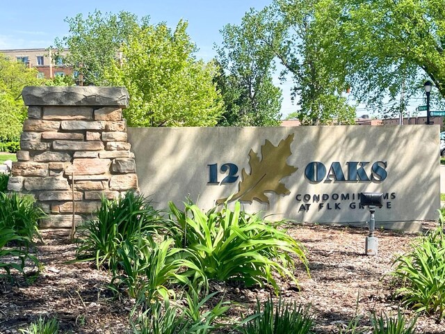 630 Perrie Dr Unit 104, Elk Grove Village, IL 60007 - photo 2