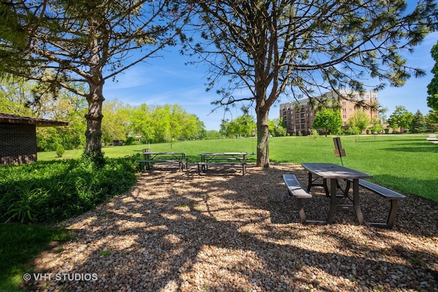 630 Perrie Dr Unit 104, Elk Grove Village, IL 60007 - photo 19