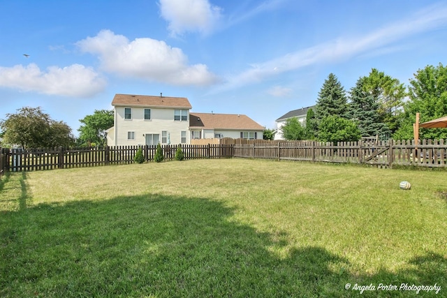 28912 Sawmill Ln, Lakemoor, IL 60051 - view of fenced backyard