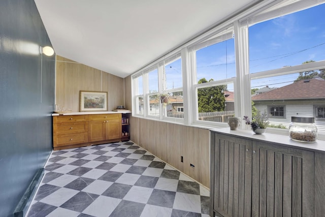 5912 W Grace St, Chicago, IL 60634 - sunroom / solarium with lofted ceiling