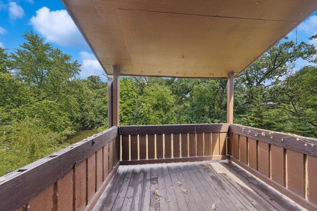 1S055 Spring Rd Unit 2B, Oakbrook Terrace, IL 60181 - view of wooden terrace