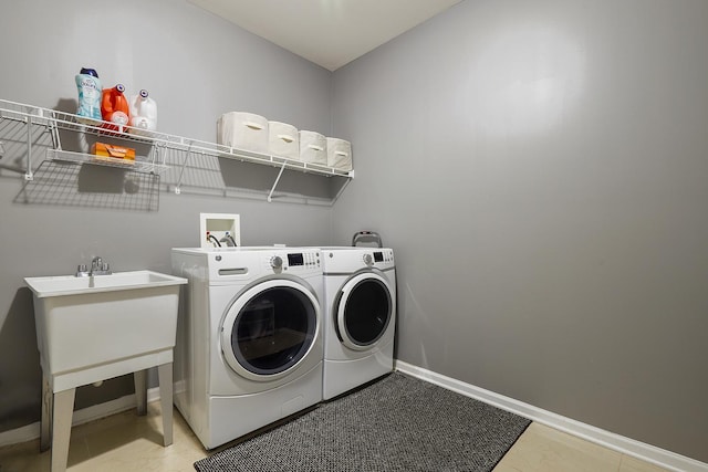 755 Rockhurst Rd, Bolingbrook, IL 60440 - laundry room featuring washing machine and dryer and baseboards