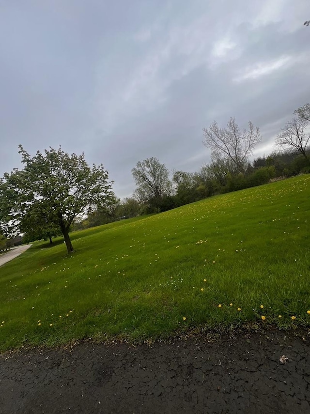30W201 Dean Ct, Wayne, IL 60184