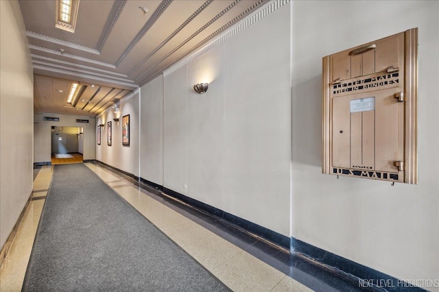 1307 S Wabash Ave Unit 402, Chicago, IL 60605 - community lobby with crown molding