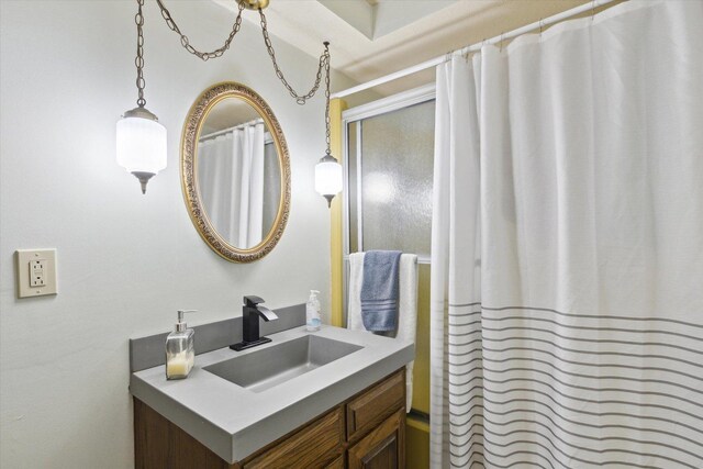 608 E Webster St, Polo, IL 61064 - full bathroom with vanity and a shower with curtain