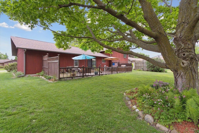 608 E Webster St, Polo, IL 61064 - view of yard with a patio