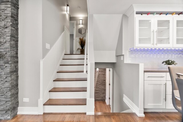 4401 Kingston Ave, Lisle, IL 60532 - stairs with wood finished floors and baseboards