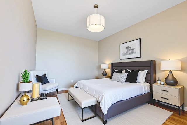 2901 S Michigan Ave Unit 1706, Chicago, IL 60616 - bedroom with light wood finished floors and baseboards