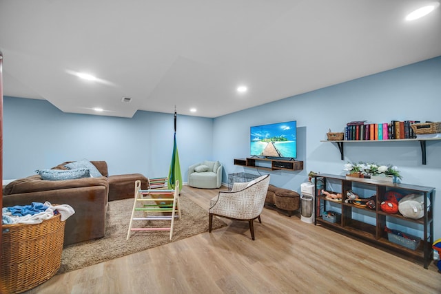 26238 W Hickory Ln, Ingleside, IL 60041 - living room with wood finished floors and recessed lighting