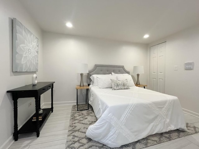 3604 W Dickens Ave Unit G, Chicago, IL 60647 - bedroom featuring recessed lighting, a closet, and light wood-style flooring