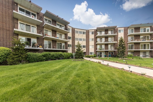 5540 Walnut Ave Unit 23C, Downers Grove, IL 60515 - view of apartment building / complex