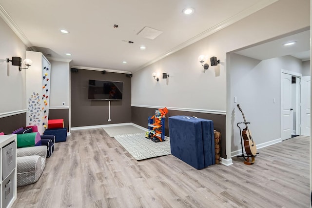 349 Home Ave, Itasca, IL 60143 - rec room with crown molding, wood finished floors, recessed lighting, and baseboards