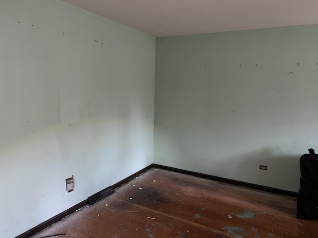 2856 W Touhy Ave Unit C, Chicago, IL 60645 - spare room with baseboards
