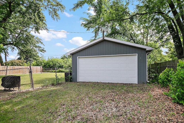 1274 Theresa Ln, Bourbonnais, IL 60914 - view of detached garage