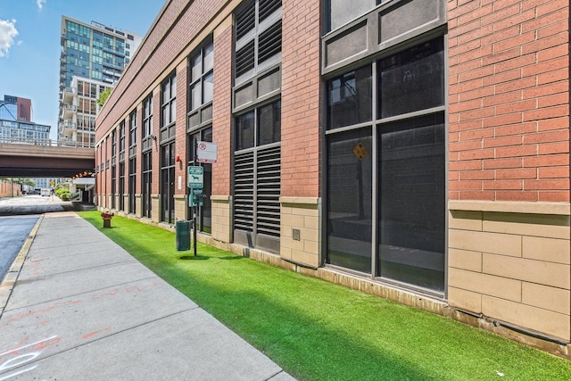 330 N Jefferson St Unit 1002, Chicago, IL 60661 - view of property featuring a view of city