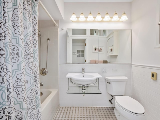 5951 S Grant St, Burr Ridge, IL 60527 - full bath featuring tile walls, toilet, shower / bath combo, and a wainscoted wall