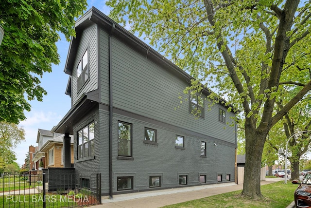 4183 W Nelson St, Chicago, IL 60641 - photo 2
