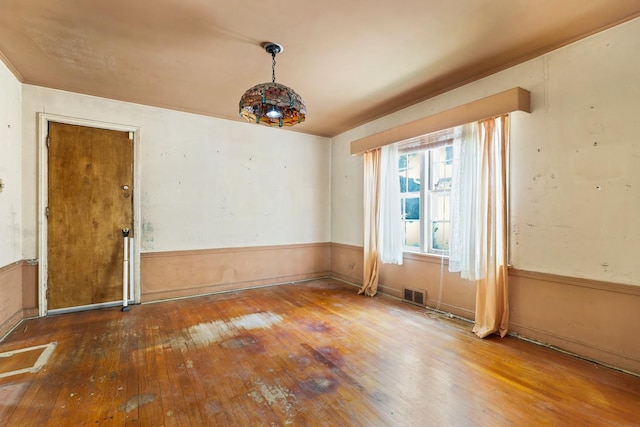 1571 W 100th Pl, Chicago, IL 60643 - spare room featuring wood-type flooring
