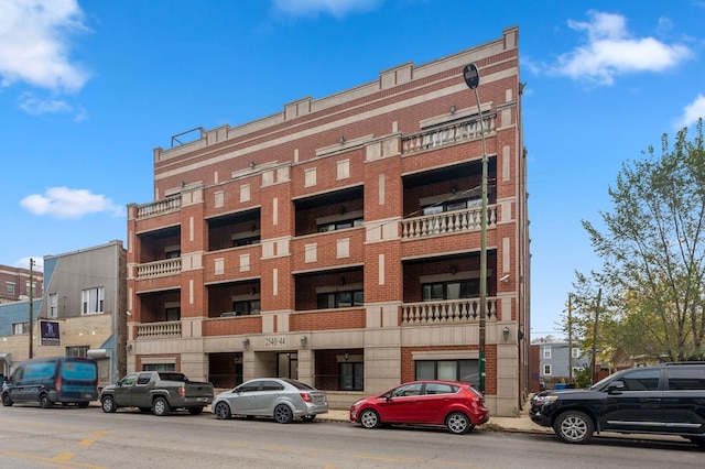 2540 W Diversey Ave Unit 404, Chicago, IL 60647 - view of property