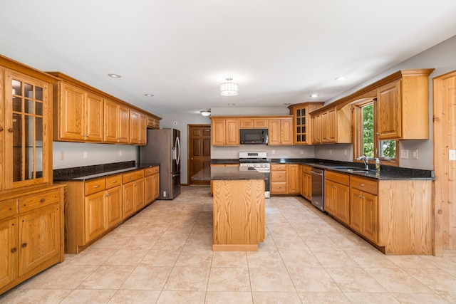 2946 County Road 800 E, Dewey, IL 61840 - kitchen featuring appliances with stainless steel finishes, a sink, a kitchen island, recessed lighting, and glass insert cabinets