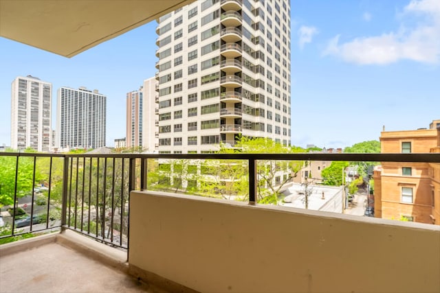 1450 N Astor St Unit 7D, Chicago, IL 60610 - balcony with a city view