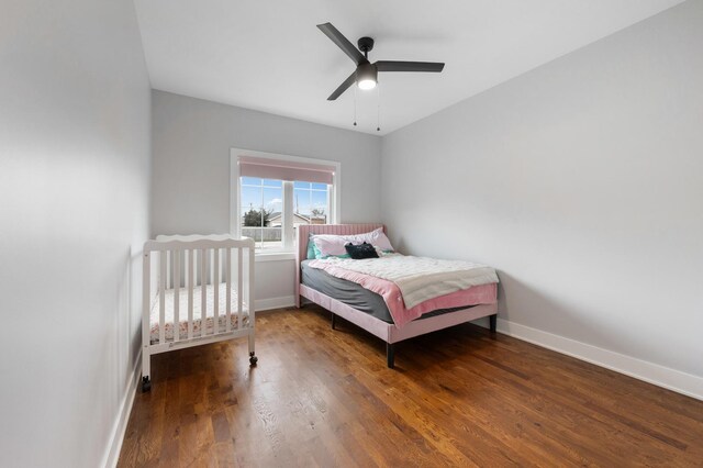 8029 98th St, Palos Hills, IL 60465 - bedroom featuring wood finished floors, baseboards, and ceiling fan
