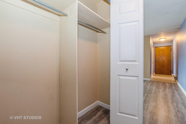 4137 W 97th Pl Unit 311, Oak Lawn, IL 60453 - view of closet