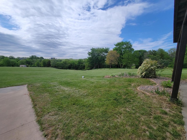 7648 N Indian Ridge Rd, East Dubuque, IL 61025 - view of grassy yard