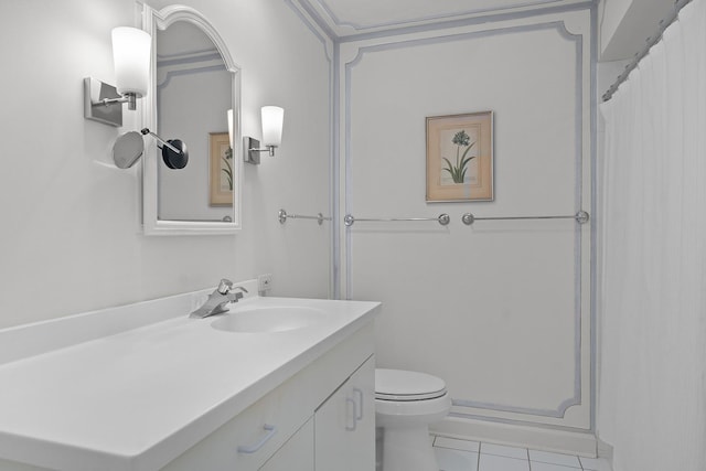 140 Franklin Pl Unit 106, Lake Forest, IL 60045 - bathroom with a shower with shower curtain, toilet, vanity, and tile patterned floors