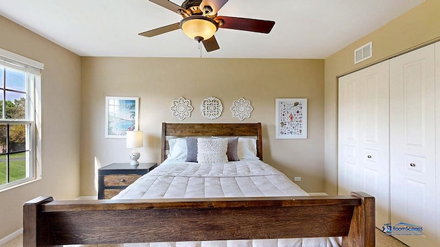 532 Nunda Trl, Crystal Lake, IL 60012 - carpeted bedroom with a closet, a ceiling fan, and baseboards