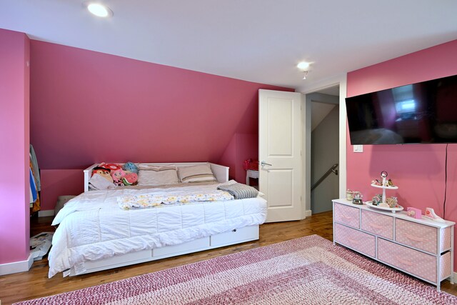 4200 Judd St, Schiller Park, IL 60176 - bedroom featuring wood finished floors, baseboards, and recessed lighting