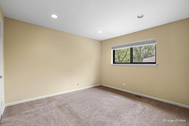 1610 Chippewa Trl, Wheeling, IL 60090 - unfurnished room with carpet floors, baseboards, and recessed lighting