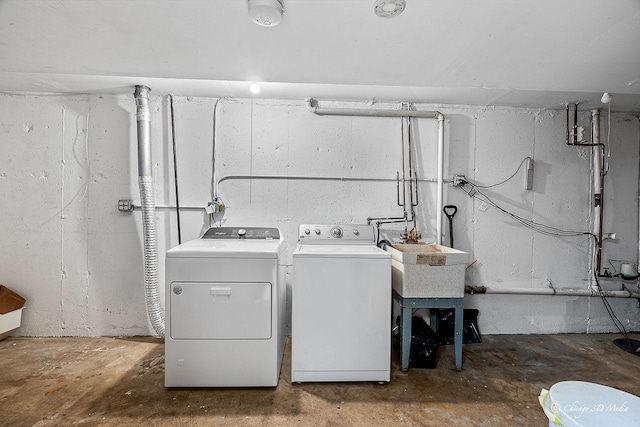1610 Chippewa Trl, Wheeling, IL 60090 - washroom featuring washer and clothes dryer