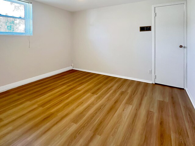 337 E Rose St, Glenwood, IL 60425 - spare room with light wood finished floors and baseboards