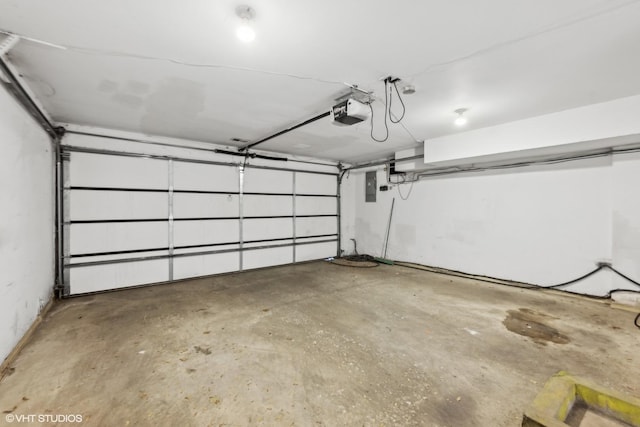 69 E Cedar St, Chicago, IL 60611 - garage featuring a garage door opener