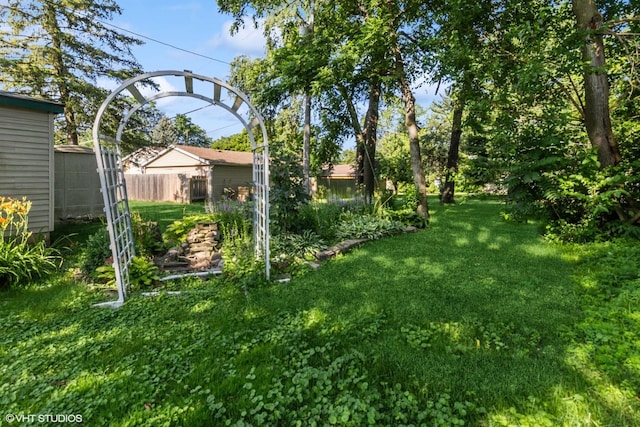 236 S Edgewood Ave, Lombard, IL 60148 - view of yard