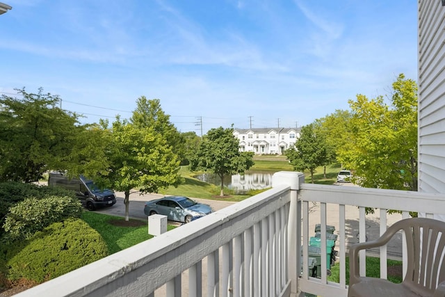 596 N Triumph Ct, Hainesville, IL 60073 - view of balcony
