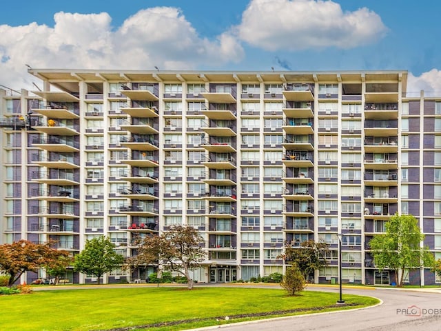 8801 W Golf Rd Unit 6J, Niles, IL 60714 - view of apartment building / complex