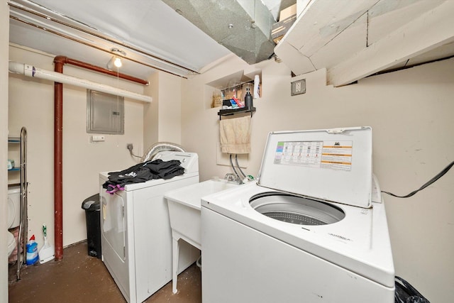 3642 S Central Ave, Cicero, IL 60804 - laundry area featuring electric panel and washing machine and dryer