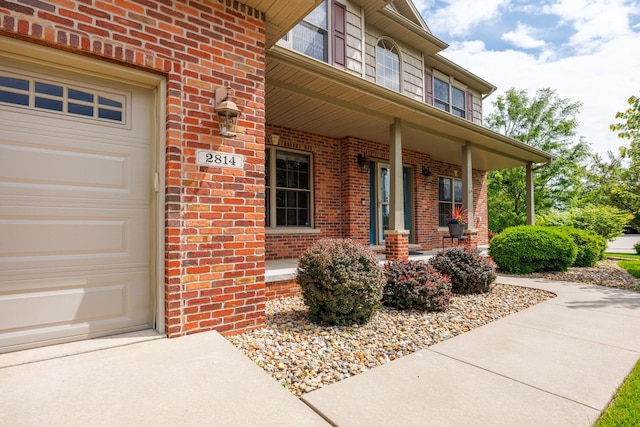 2814 Stevenson Dr, Bloomington, IL 61704 - photo 2